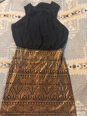 Wrangler Sleeveless Black and Gold Patterned Women's Dress